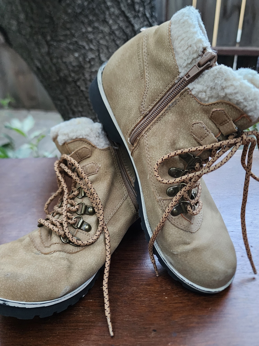 JSport by Jambu Bluestone Boots Tan Faux Shearling Memory Foam Wtr Resistant 7.5